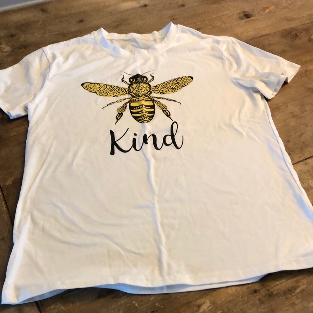 Bee kind t-shirt